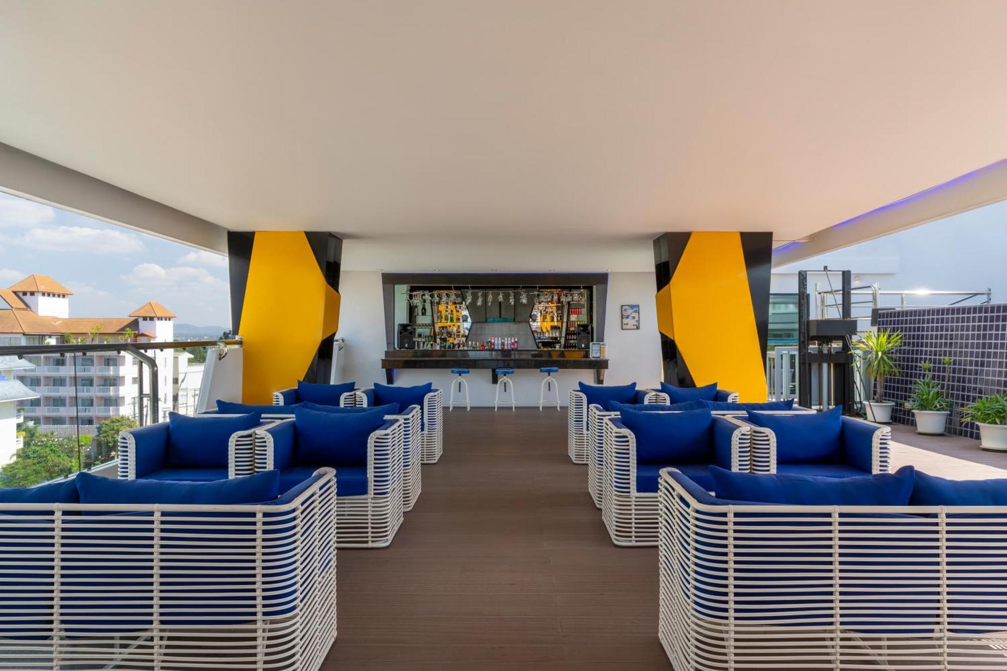 Blue Boat Hotel Jc Pattaya Extérieur photo